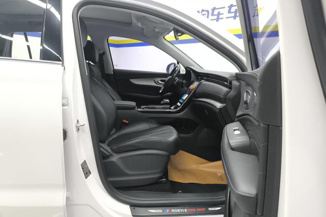 Roewe RX5 MAX 2019 — фото 15
