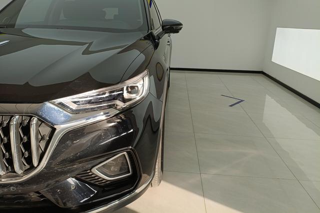 Red flag HS5 id 3768984 из Китая 9