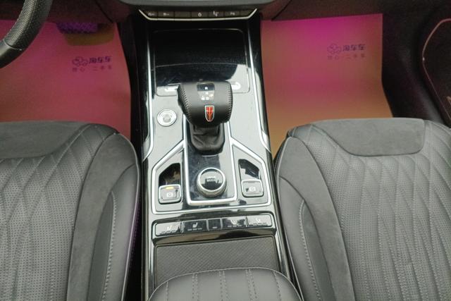 Red flag HS5 id 3768984 из Китая 10