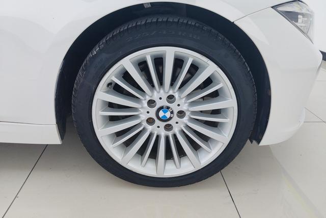 BMW 3 series 2018 Белый из Китая