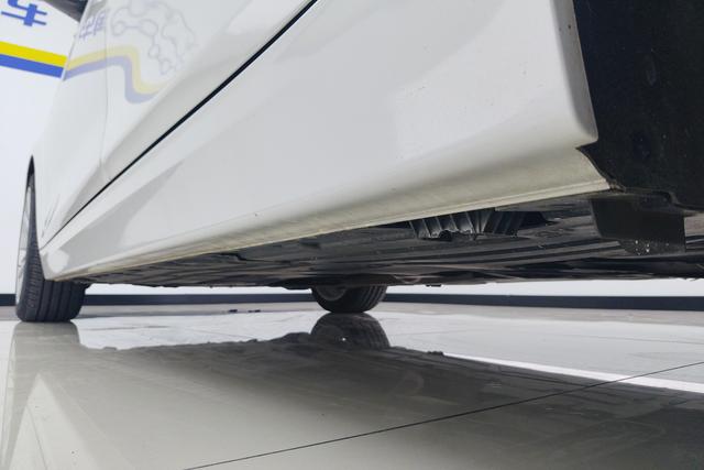 BMW 3 series id 3791765 из Китая 16