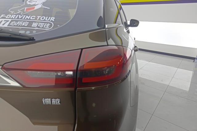 Geely Automobile Boyue id 3840931 из Китая 9