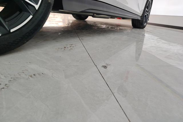 Chang'an UNI-V Smart iDD id 3768944 из Китая 15