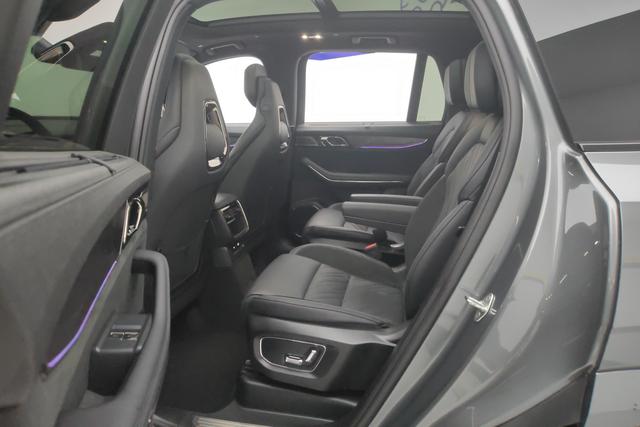 Lynk 09 EM-P 2022 Темно-серый из Китая