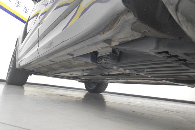 Lynk 09 EM-P 2022 Темно-серый из Китая, фото 2