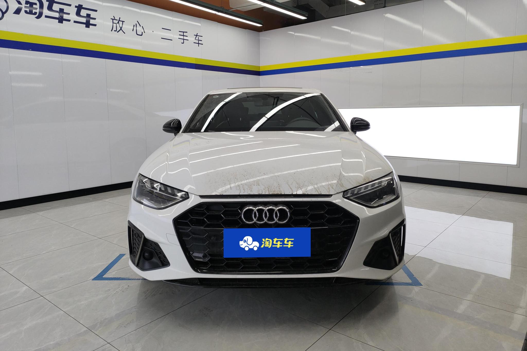 Audi A4L 2024 40 TFSI Luxury