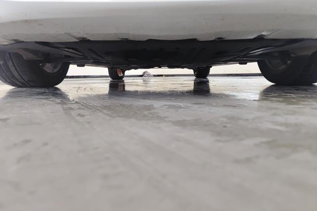 BMW 1 series 2020 Белый из Китая, фото 3