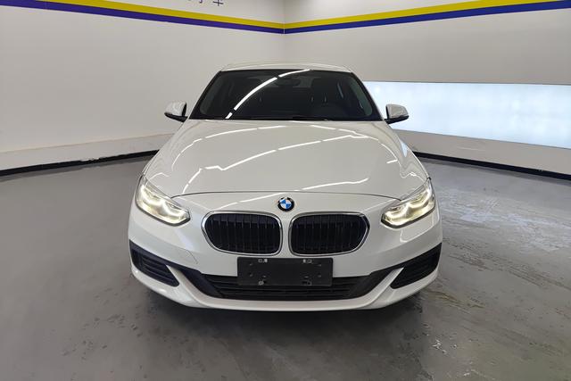 BMW 1 series 2020 Белый из Китая, фото 5