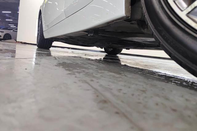 BMW 1 series id 3781775 из Китая 9