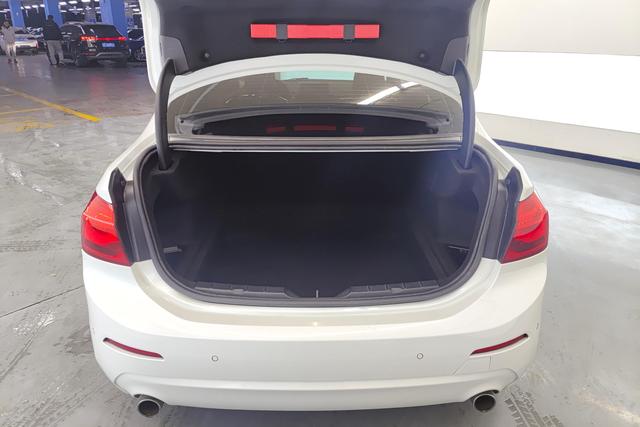 BMW 1 series id 3781775 из Китая 11