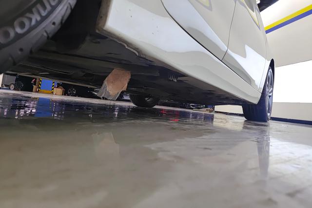 BMW 1 series id 3781775 из Китая 14