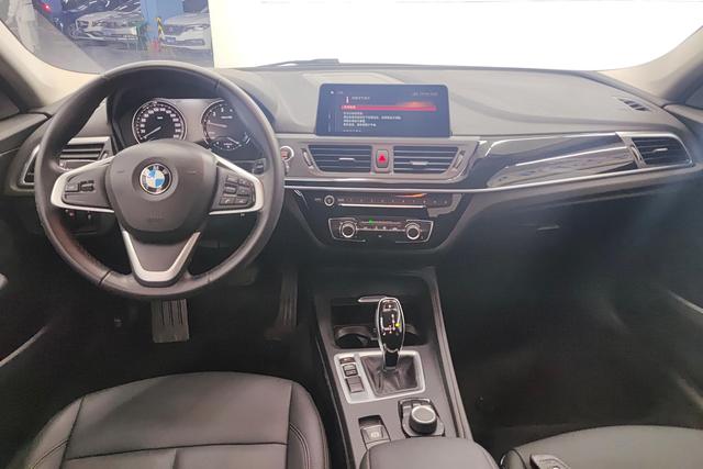 BMW 1 series id 3781775 из Китая 15