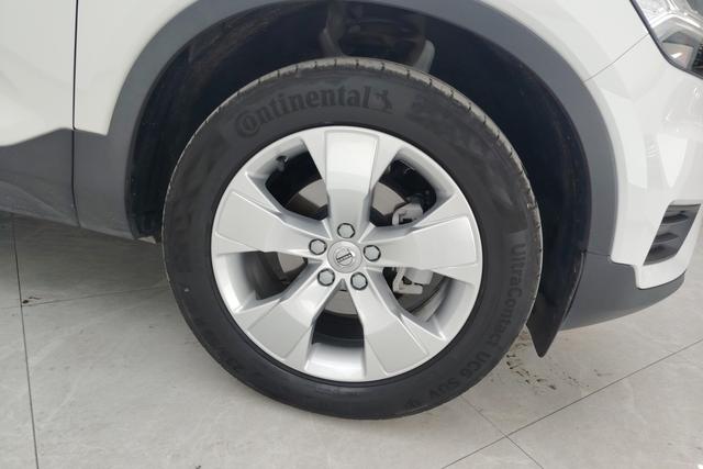 Volvo XC40 id 3768924 из Китая 17