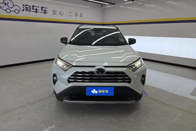 Toyota RAV4 2021 2.0 L CVT 2 WD Plus — фото 2