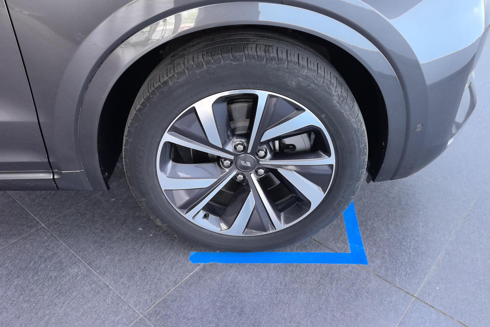 Li Auto ONE 2021 6 мест