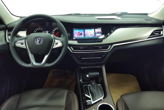 CHANGAN CS35 PLUS 2018 — фото 11