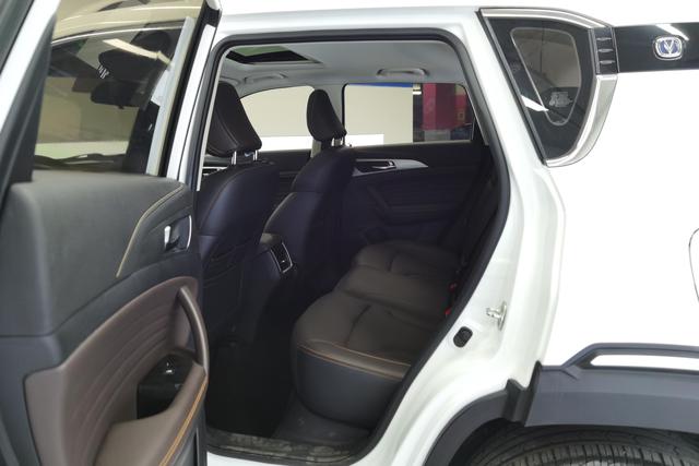 CHANGAN CS35 PLUS 2018 — фото 15