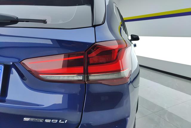 BMW X1 2018 — фото 5
