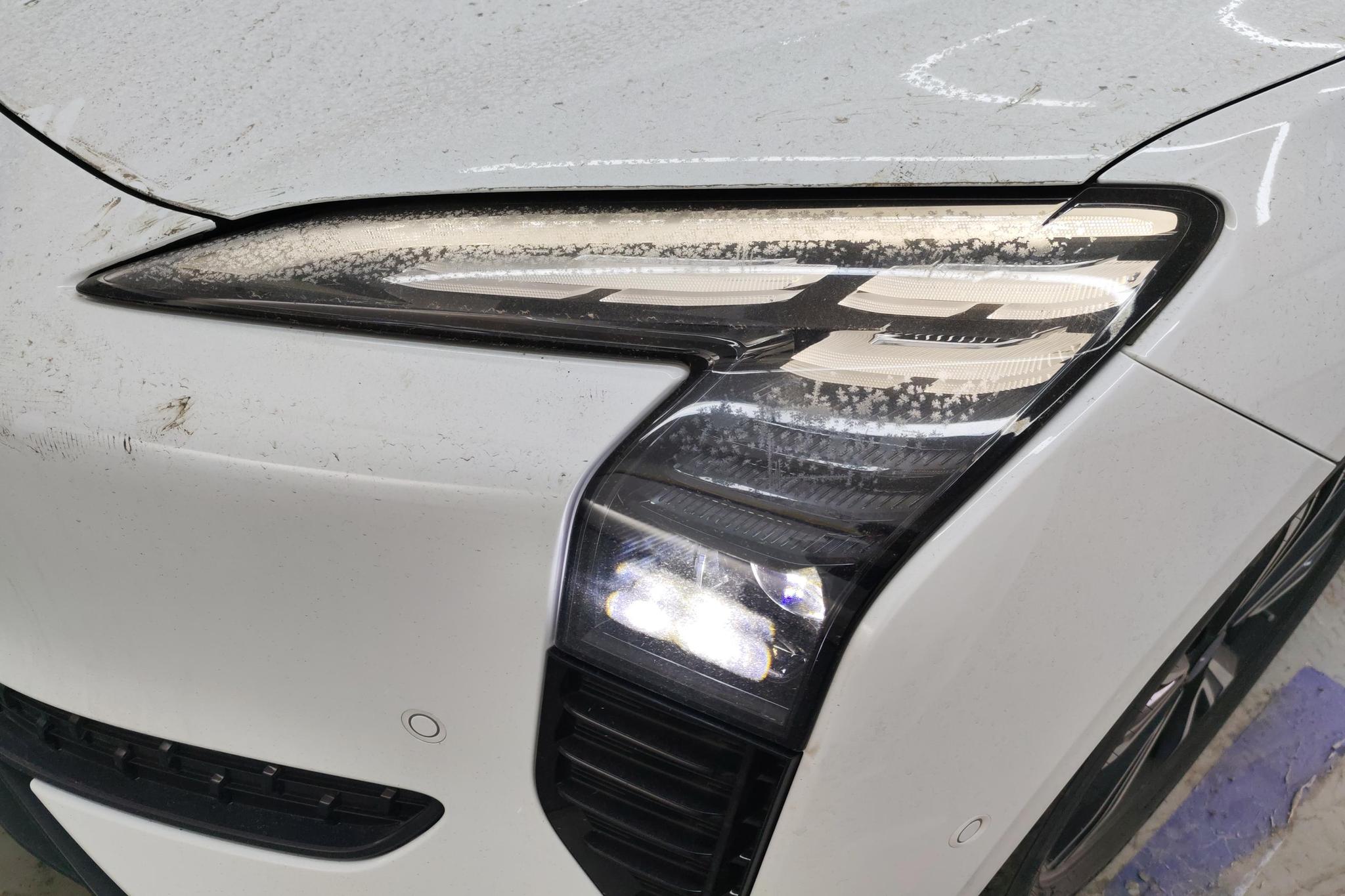 Hongqi EH7 2024 820 Pro