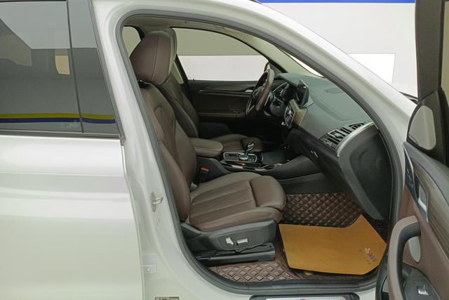 BMW X3 2022 x Drive 30i Leading M — фото 10