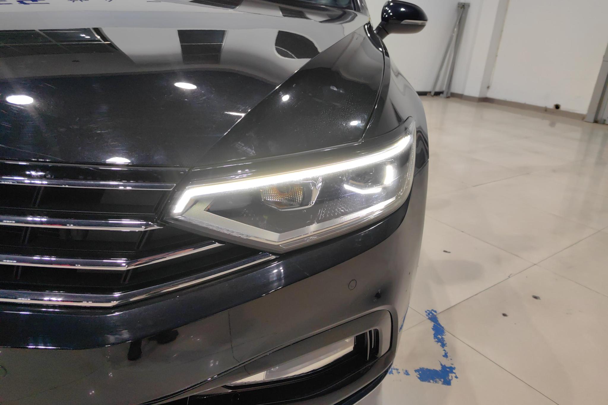 Volkswagen Magotan 2020 330TSI DSG Lead
