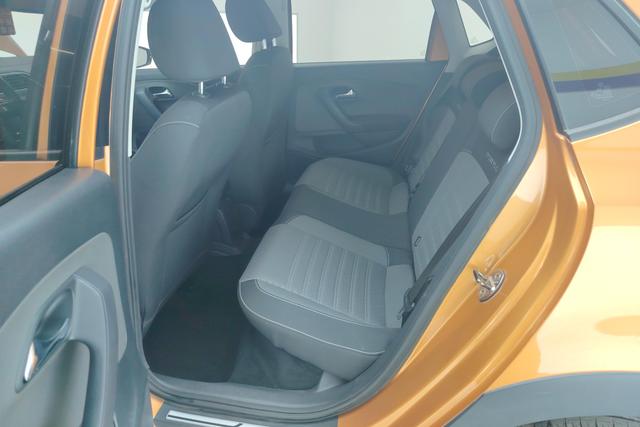 Volkswagen Polo id 3804610 из Китая 9