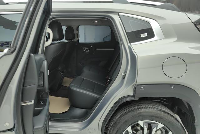 Haval Big Dog PLUS id 3810619 из Китая 10