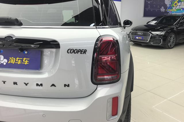 MINI COUNTRYMAN 2021 Темно-серый из Китая