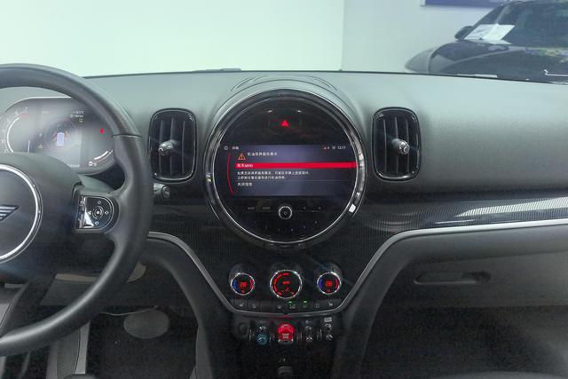 MINI COUNTRYMAN id 3810625 из Китая 9