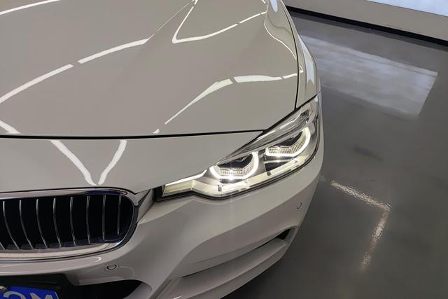 BMW 3 Series 2019 — фото 5