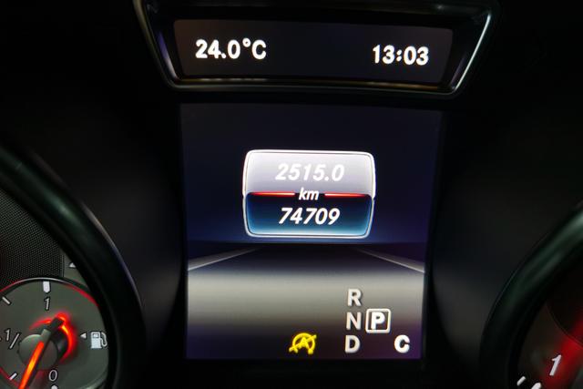 Mercedes Benz GLA 2016 — фото 12