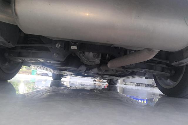 BMW 3 series id 3823634 из Китая 9