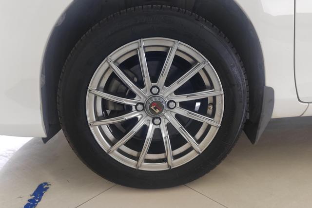 Toyota YARIS L Zhixuan 2019 Белый из Китая, фото 3