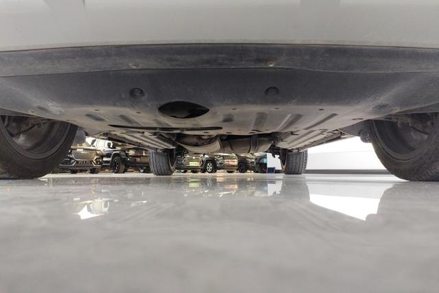 BYD Tang id 3823625 из Китая 10