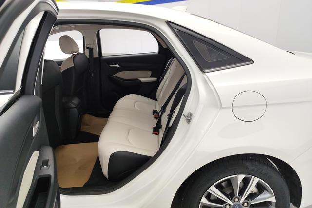 Ford Forrest id 3823635 из Китая 8