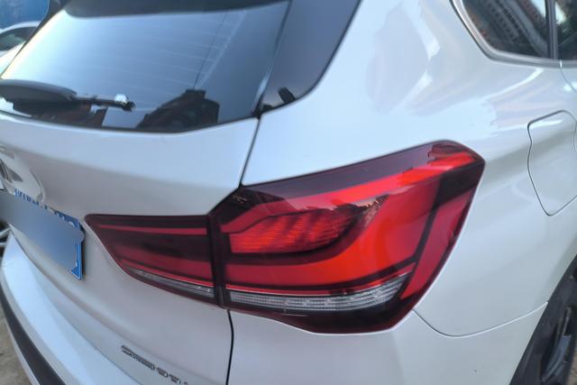 BMW X1 2021 s Drive 20 Li — фото 11