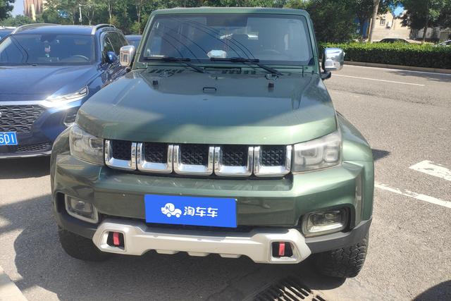 BAIC BJ40 2018 PLUS 2.0 T AT 4 WD — фото 2