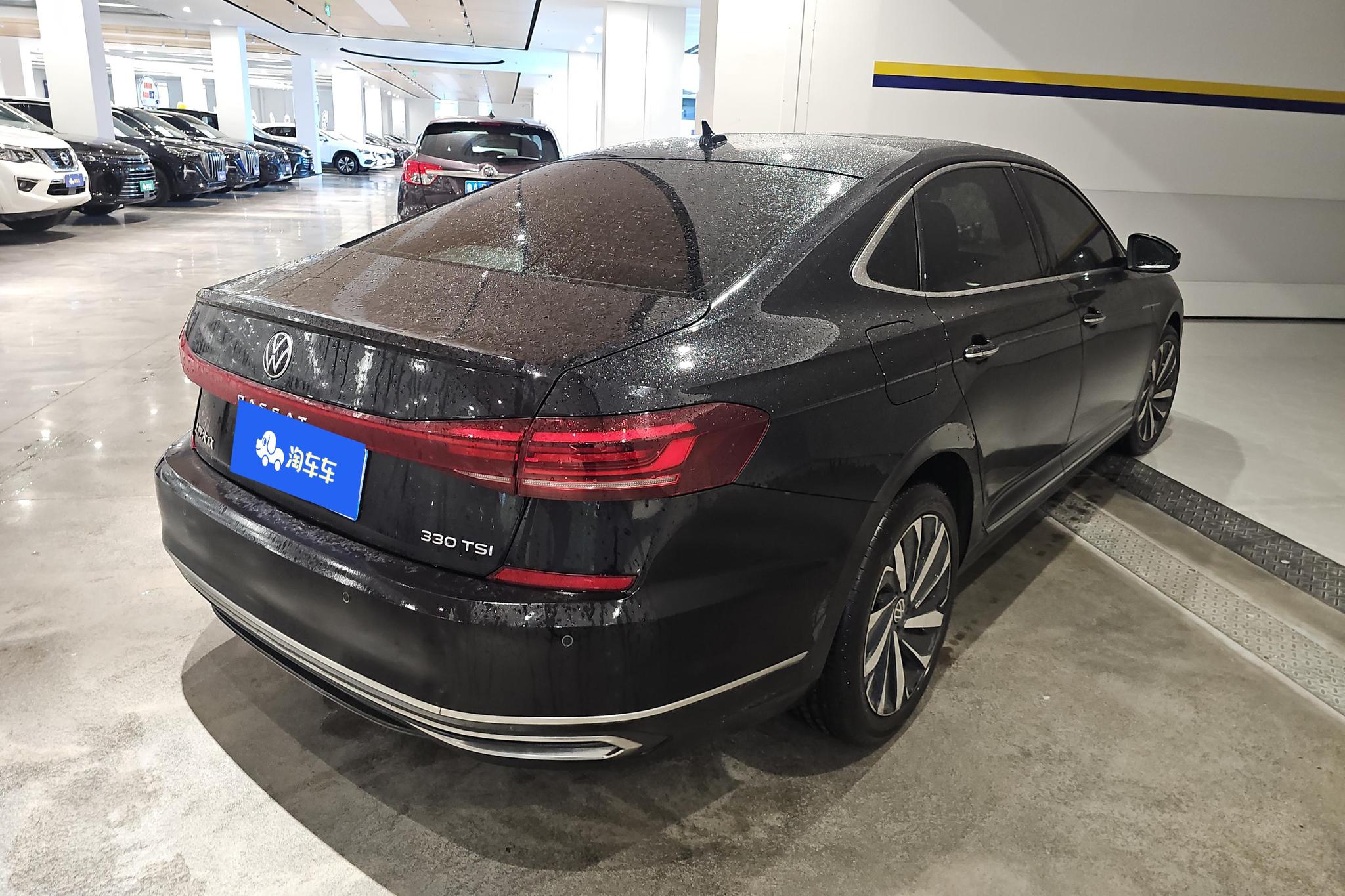 Volkswagen Passat 2022 330TSI Elite