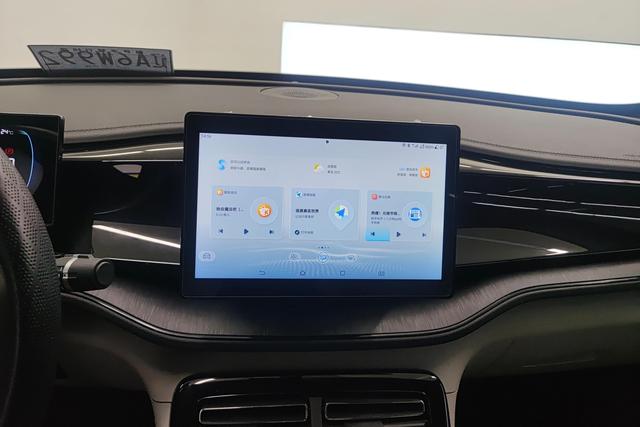 BYD Qin PLUS DM id 3810240 из Китая 17