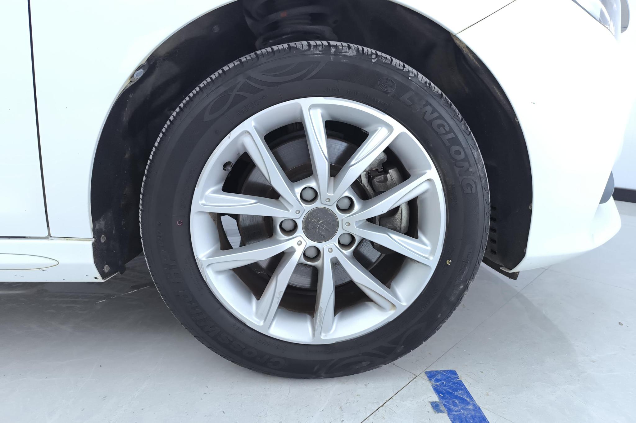 BYD Song MAX MAX 2019 1.5T MT 7 мест VI