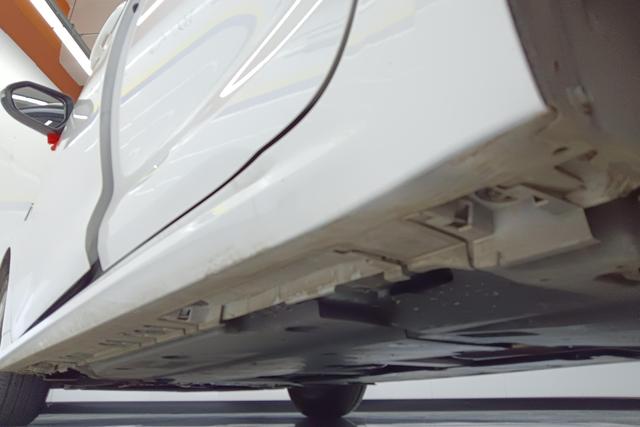 Toyota Corolla 2024 Белый из Китая, фото 5