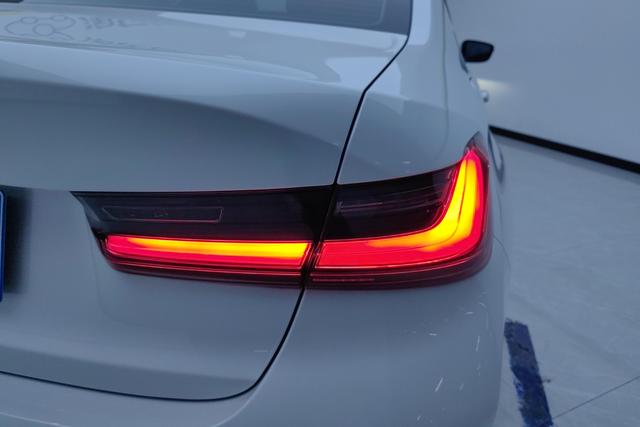 BMW 3 series id 3804526 из Китая 11