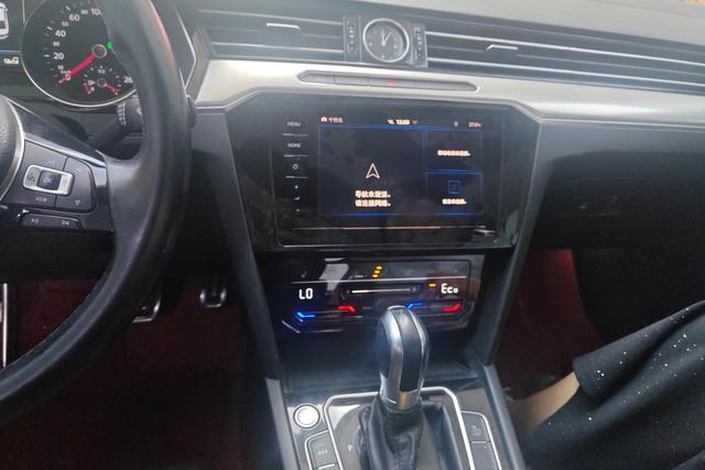 Volkswagen Magotan PHEV 2021 Черный из Китая