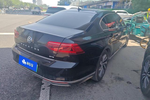 Volkswagen Magotan PHEV 2021 Черный из Китая, фото 5