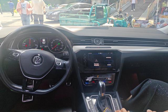 Volkswagen Magotan PHEV id 3781481 из Китая 7