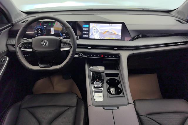 CHANGAN CS75 PLUS 2022 — фото 12