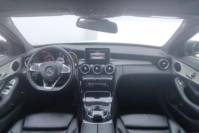 Mercedes Benz C-Class 2016 — фото 11