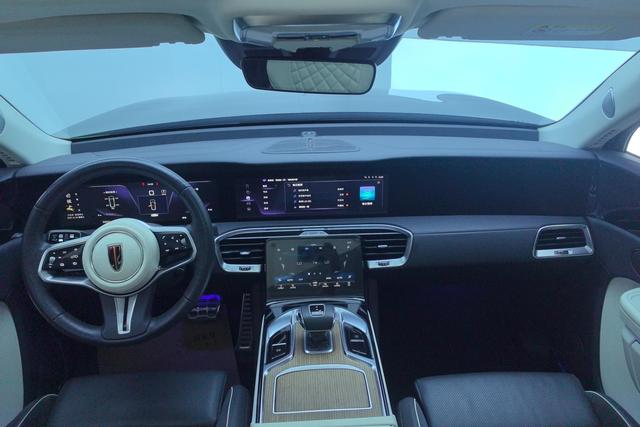 Red flag E-HS9 2023 Темно-серый из Китая, фото 6