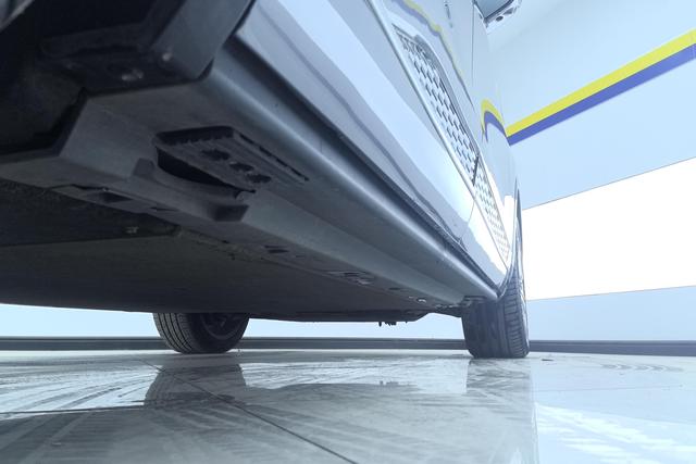 Red flag E-HS9 id 3816874 из Китая 7