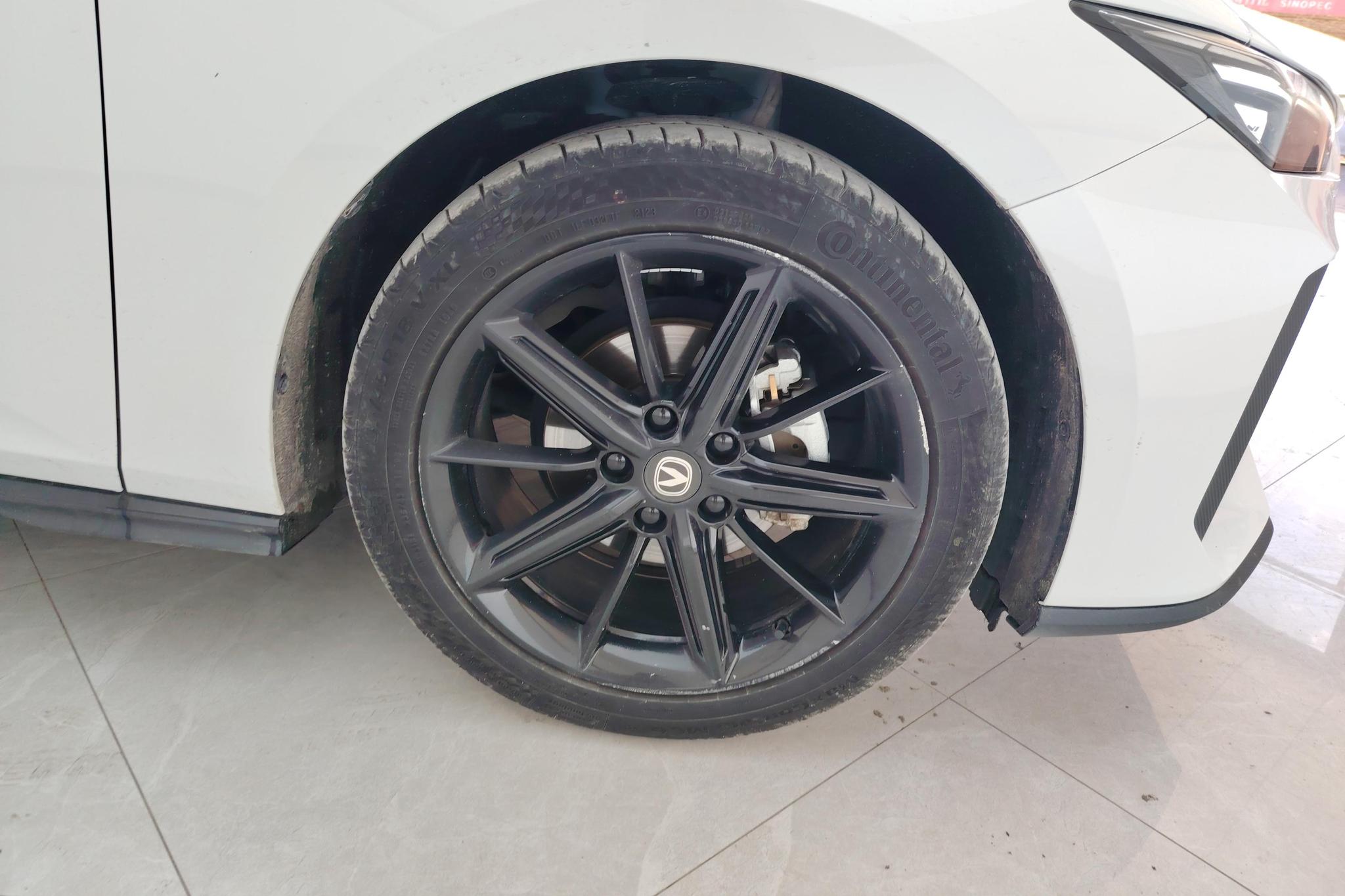 Changan UNI-V 2023 1.5T Luxury